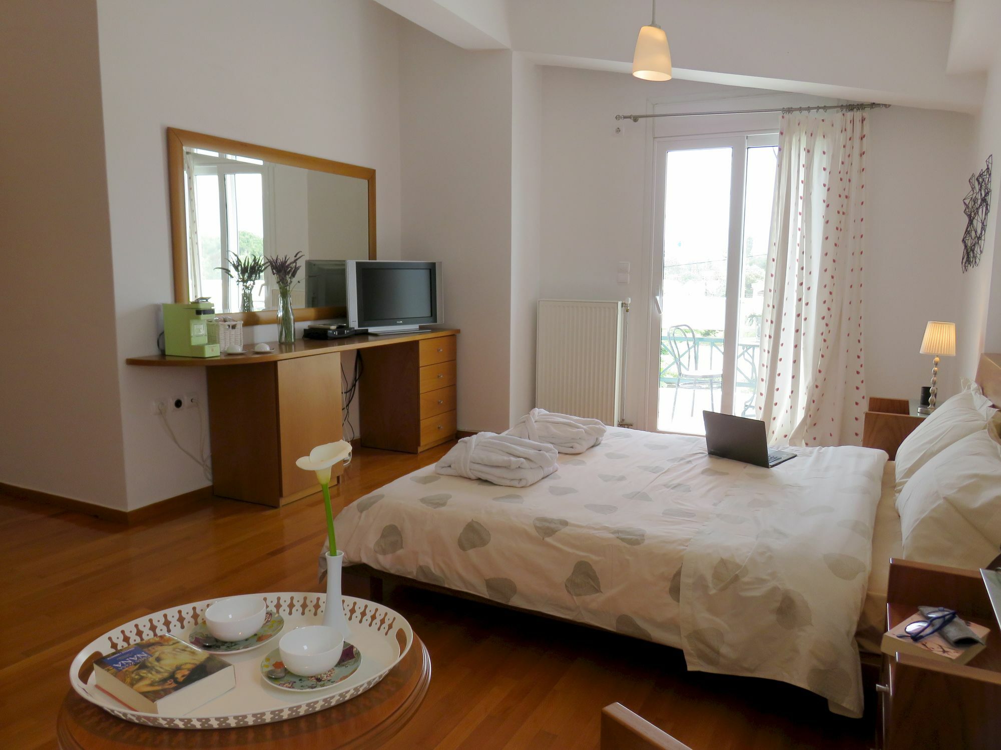 Olive Mansion Suites Marathon  Ngoại thất bức ảnh