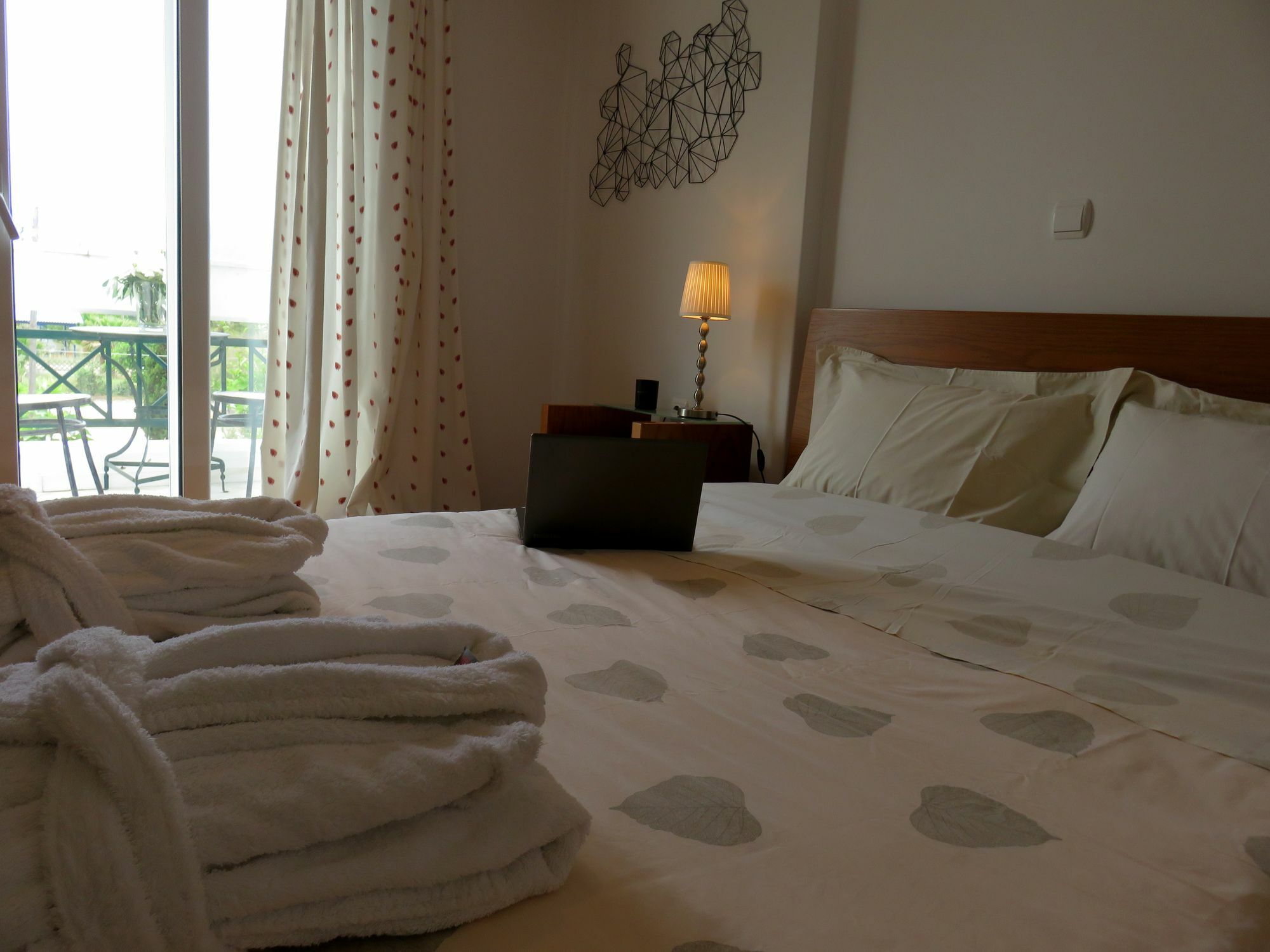 Olive Mansion Suites Marathon  Ngoại thất bức ảnh