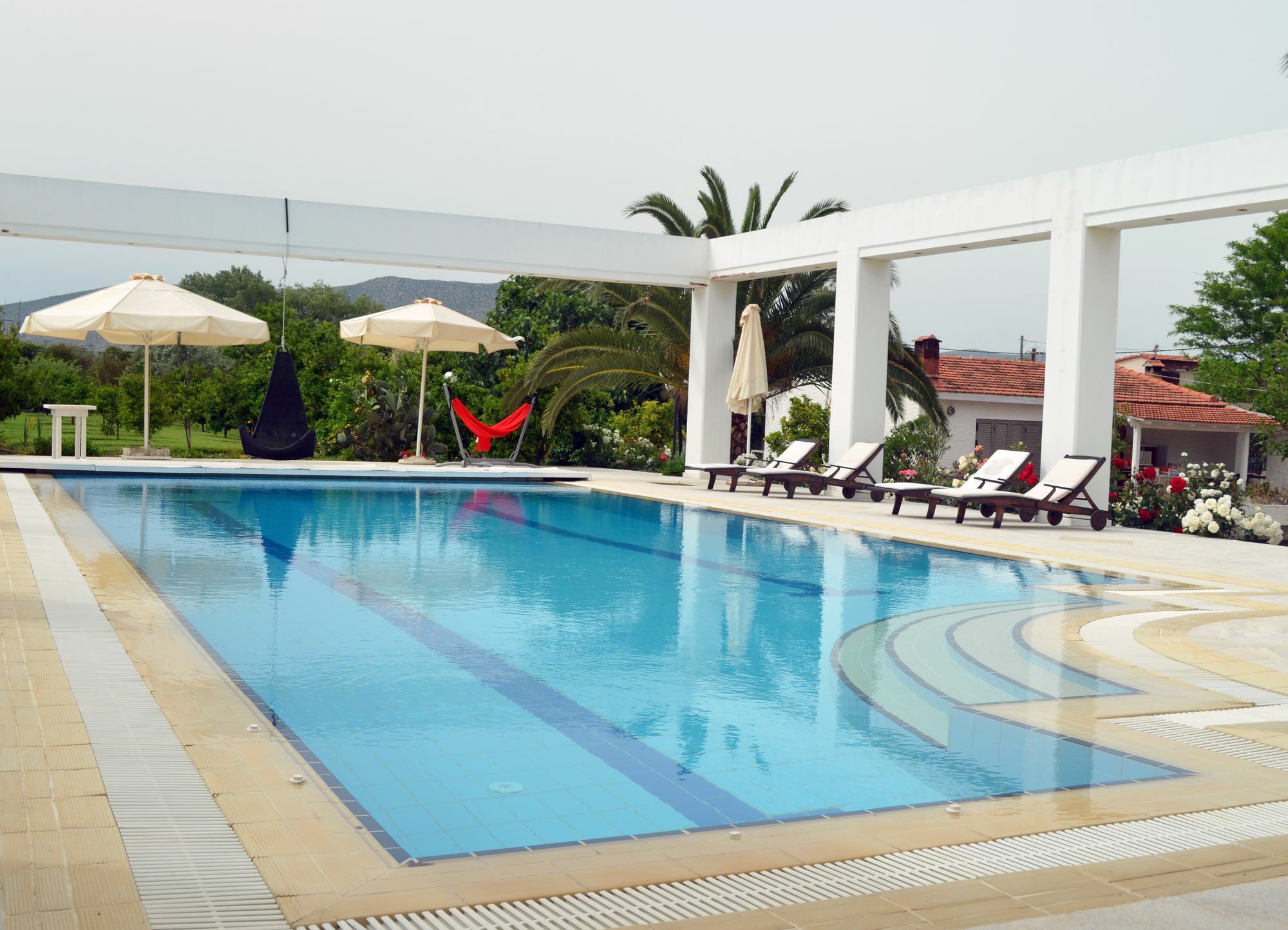 Olive Mansion Suites Marathon  Ngoại thất bức ảnh