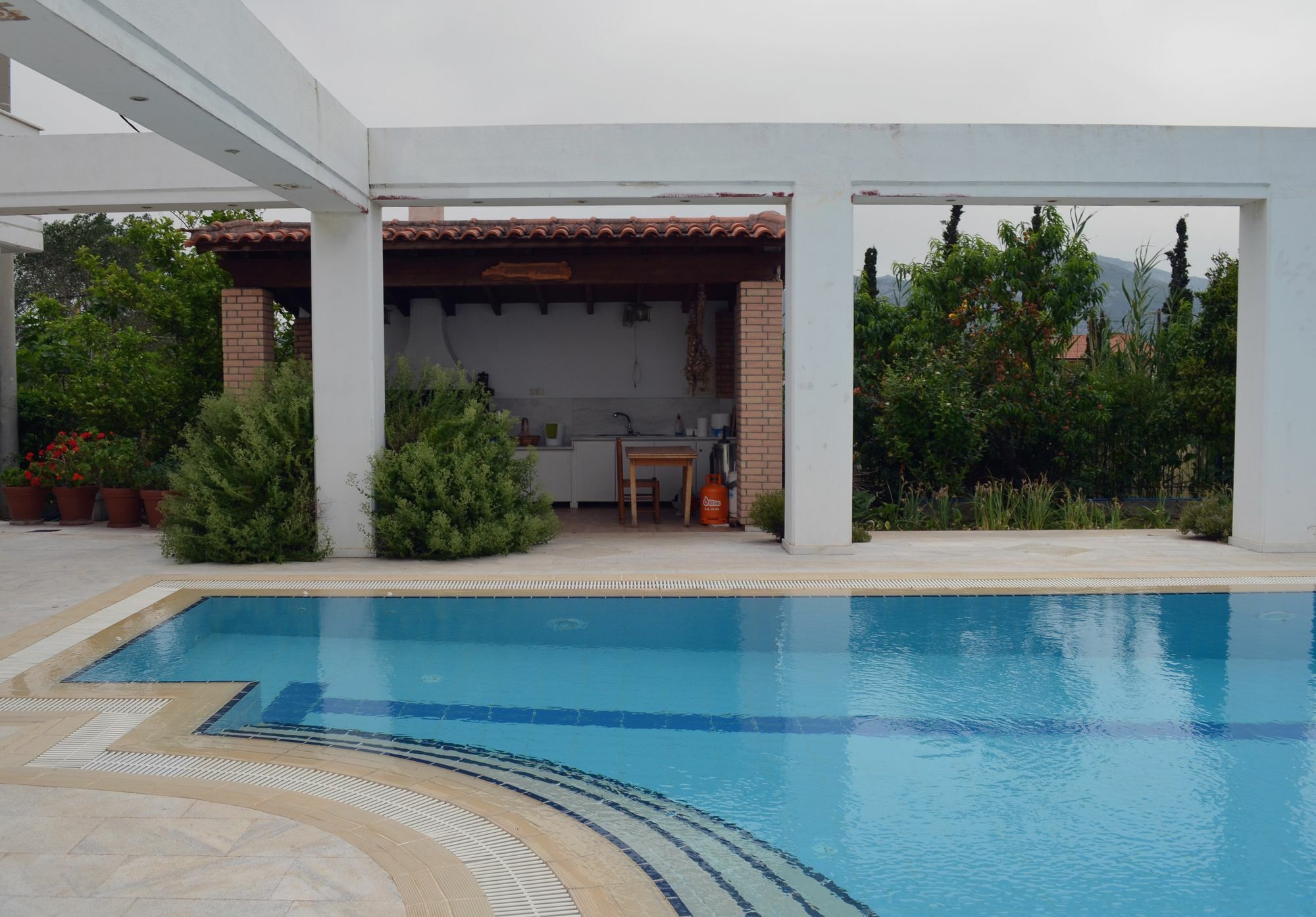 Olive Mansion Suites Marathon  Ngoại thất bức ảnh
